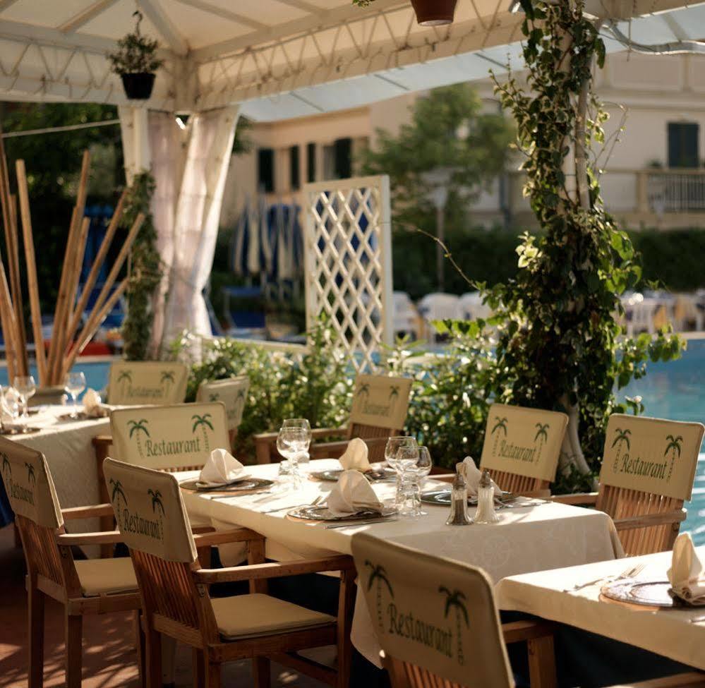 Perticari Hotel เปซาโร ภายนอก รูปภาพ
